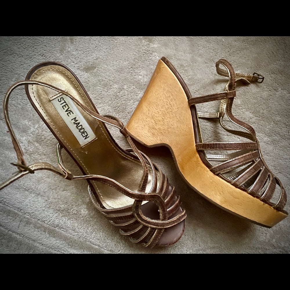 Steve Madden strappy wedges